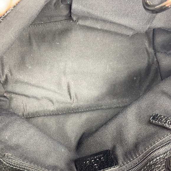 Gucci L6 1/2” x W8” x D4” black small bag EUC - Picture 9 of 16